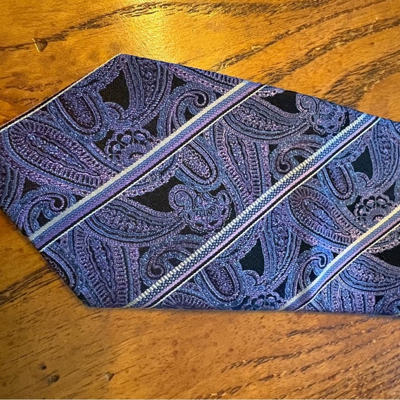 Pronto Uomo Platinum Silk Tie NWT - Picture 3 of 8